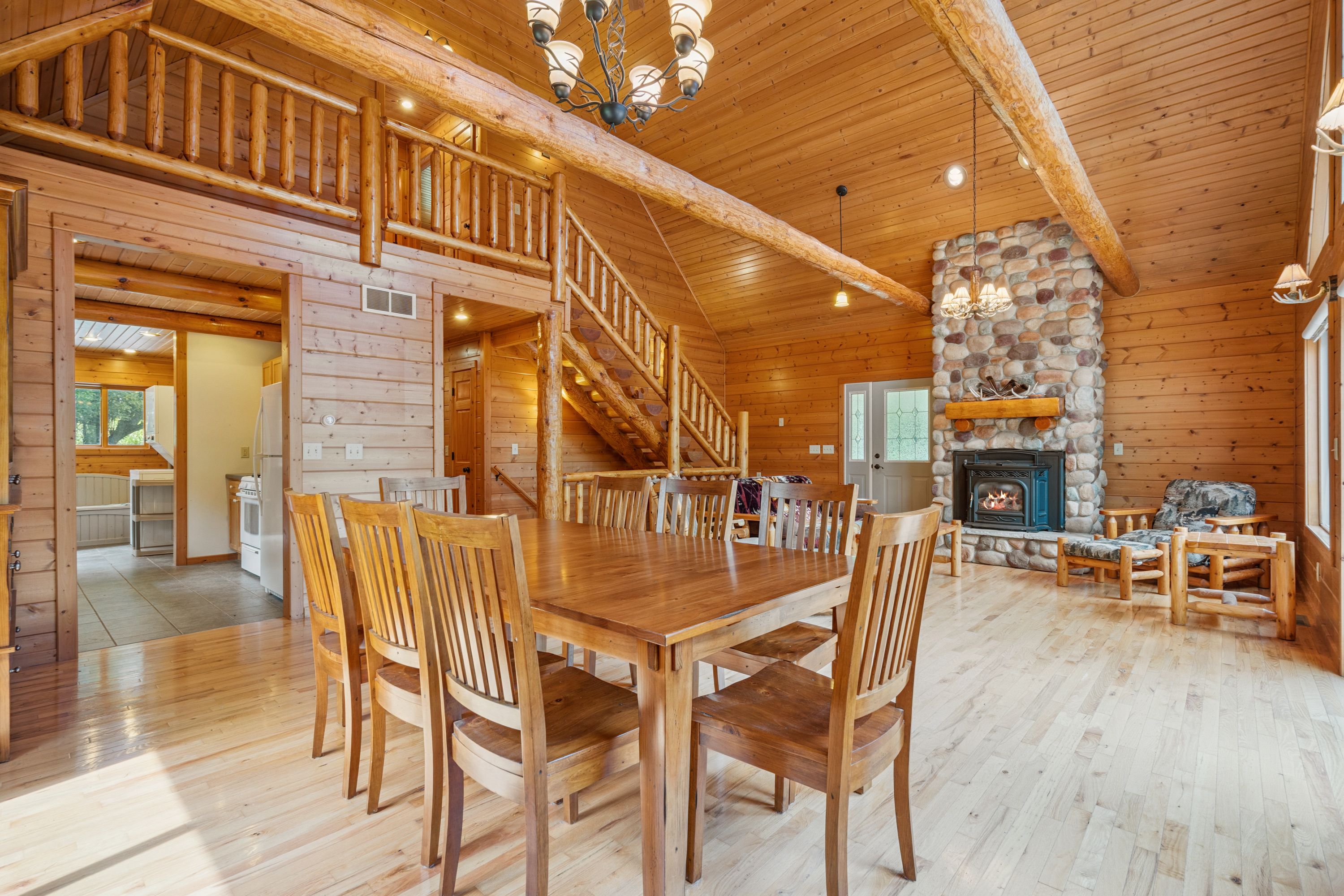 Listing Photo: 16-143 7985 Spore Rd